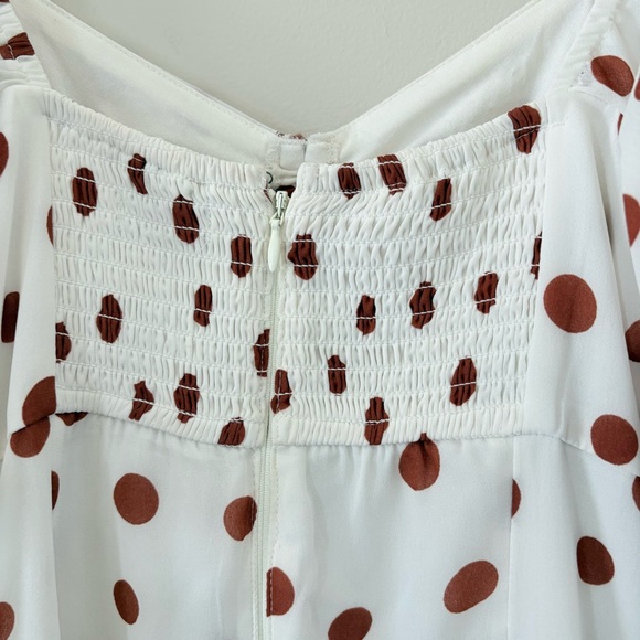 Abercrombie & Fitch Flutter Sleeve Keyhole
Mini Dress Polka Dot Brown Ivory S - Picture 12 of 15